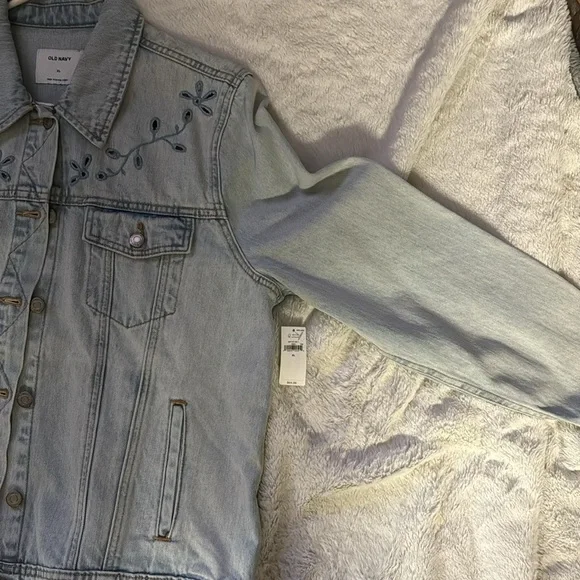 Brand new Jean jacket with embroidery. - Picture 2 of 4